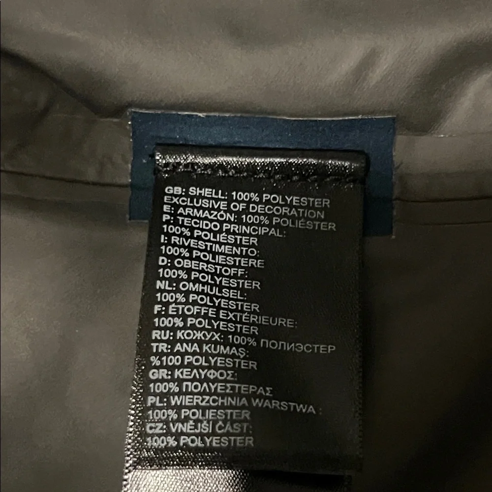 The North Face girls size 7/8  Navy Raincoat - Picture 6 of 9